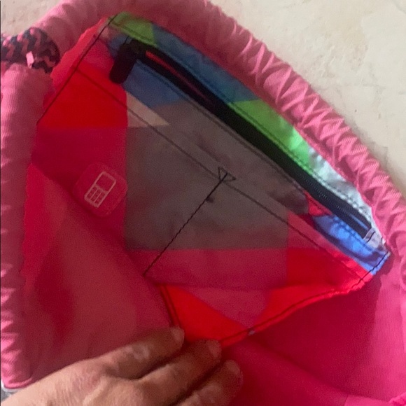 Pink Nike drawstring bag - Picture 2 of 3